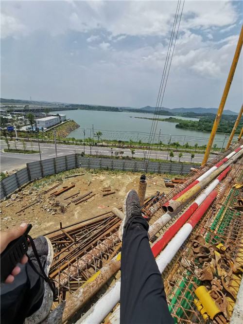 宾阳县作业中发生设备损坏或人员意外，责任怎么划分？