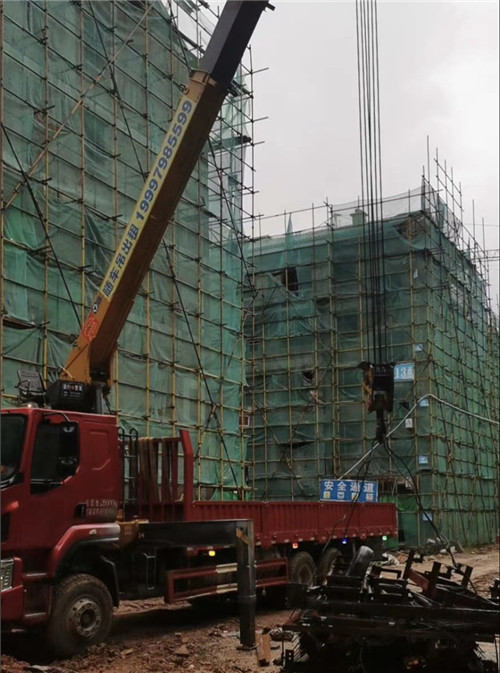 宾阳县“慢工细活”—— 吊车的 “微动控制” 技术